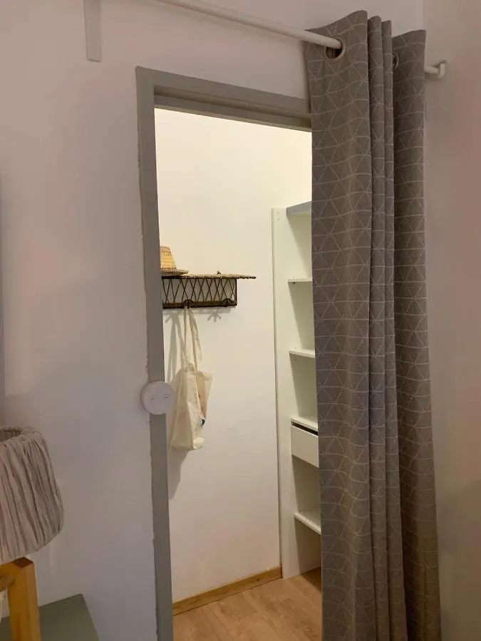 T2 Cosy 70S Apartment Avignon 0*,  France